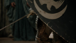 extant_GameOfThrones_1x06-AGoldenCrown_3917