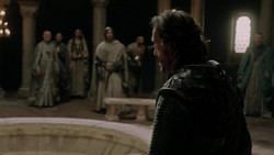 extant_GameOfThrones_1x06-AGoldenCrown_3937