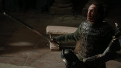 extant_GameOfThrones_1x06-AGoldenCrown_3957