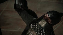 extant_GameOfThrones_1x06-AGoldenCrown_3979