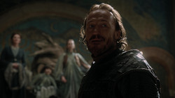extant_GameOfThrones_1x06-AGoldenCrown_4010