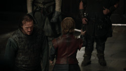 extant_GameOfThrones_1x06-AGoldenCrown_4122