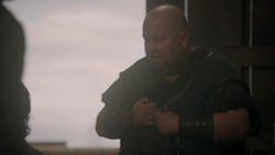 extant_GameOfThrones_1x06-AGoldenCrown_4124