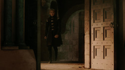 extant_GameOfThrones_1x06-AGoldenCrown_4260