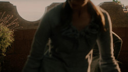 extant_GameOfThrones_1x06-AGoldenCrown_4265