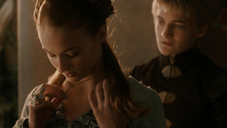 extant_GameOfThrones_1x06-AGoldenCrown_4318