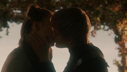 extant_GameOfThrones_1x06-AGoldenCrown_4438