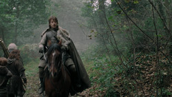 extant_GameOfThrones_1x06-AGoldenCrown_4470