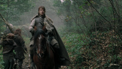 extant_GameOfThrones_1x06-AGoldenCrown_4471