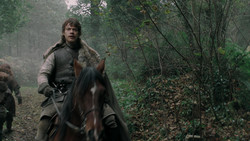 extant_GameOfThrones_1x06-AGoldenCrown_4473
