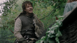 extant_GameOfThrones_1x06-AGoldenCrown_4525