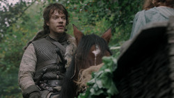 extant_GameOfThrones_1x06-AGoldenCrown_4543