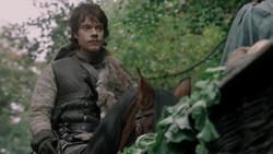 extant_GameOfThrones_1x06-AGoldenCrown_4568