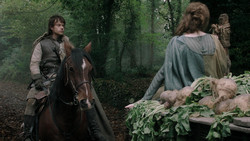 extant_GameOfThrones_1x06-AGoldenCrown_4573