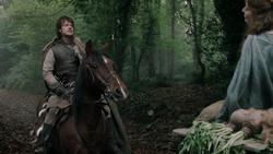 extant_GameOfThrones_1x06-AGoldenCrown_4576
