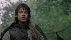 extant_GameOfThrones_1x06-AGoldenCrown_4598