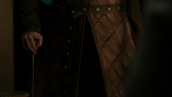 extant_GameOfThrones_1x06-AGoldenCrown_4626