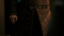 extant_GameOfThrones_1x06-AGoldenCrown_4627
