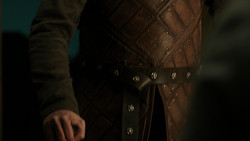 extant_GameOfThrones_1x06-AGoldenCrown_4629