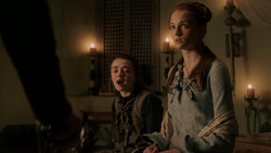 extant_GameOfThrones_1x06-AGoldenCrown_4654