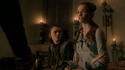 extant_GameOfThrones_1x06-AGoldenCrown_4676