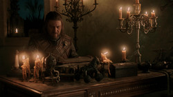 extant_GameOfThrones_1x06-AGoldenCrown_4775