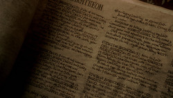extant_GameOfThrones_1x06-AGoldenCrown_4795