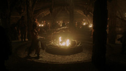 extant_GameOfThrones_1x06-AGoldenCrown_4900