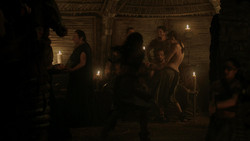 extant_GameOfThrones_1x06-AGoldenCrown_4911