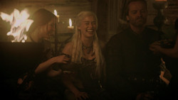 extant_GameOfThrones_1x06-AGoldenCrown_4912