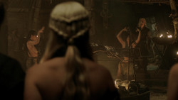 extant_GameOfThrones_1x06-AGoldenCrown_4933