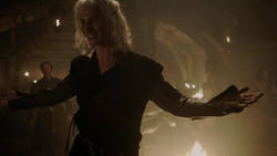 extant_GameOfThrones_1x06-AGoldenCrown_4952