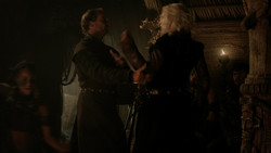 extant_GameOfThrones_1x06-AGoldenCrown_4959