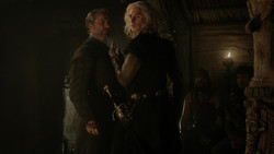 extant_GameOfThrones_1x06-AGoldenCrown_4979