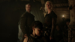 extant_GameOfThrones_1x06-AGoldenCrown_4984
