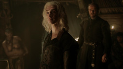 extant_GameOfThrones_1x06-AGoldenCrown_4998