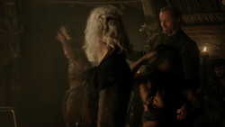 extant_GameOfThrones_1x06-AGoldenCrown_5006