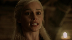 extant_GameOfThrones_1x06-AGoldenCrown_5032