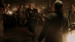 extant_GameOfThrones_1x06-AGoldenCrown_5055