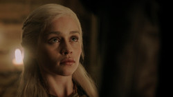 extant_GameOfThrones_1x06-AGoldenCrown_5134