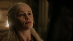 extant_GameOfThrones_1x06-AGoldenCrown_5192