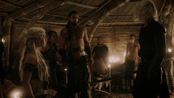extant_GameOfThrones_1x06-AGoldenCrown_5238
