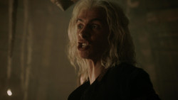 extant_GameOfThrones_1x06-AGoldenCrown_5274