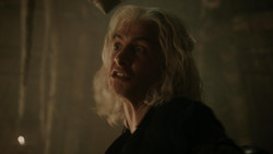extant_GameOfThrones_1x06-AGoldenCrown_5275