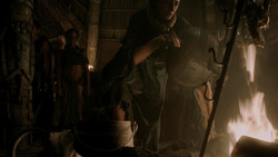 extant_GameOfThrones_1x06-AGoldenCrown_5286