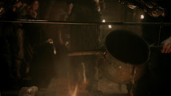 extant_GameOfThrones_1x06-AGoldenCrown_5288