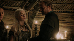 extant_GameOfThrones_1x06-AGoldenCrown_5302