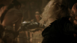 extant_GameOfThrones_1x06-AGoldenCrown_5321