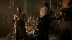extant_GameOfThrones_1x06-AGoldenCrown_5335
