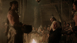 extant_GameOfThrones_1x06-AGoldenCrown_5342